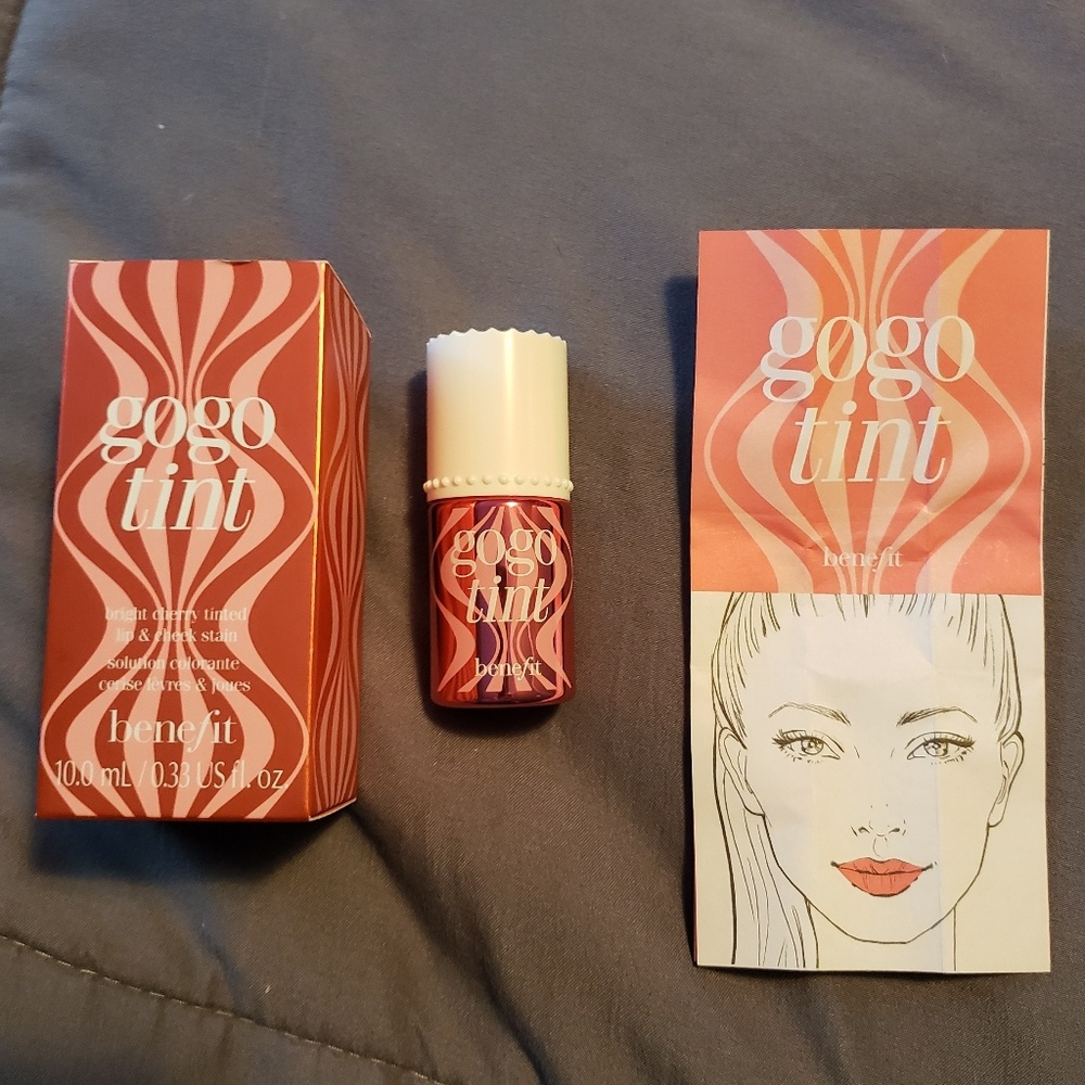 Gogo tint for lips and cheeks by Benefit